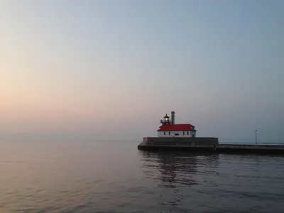 duluth, lighthouse, minnesota, lake superior, lake, harbor, superior, canal, landmark, building, historic, light, beacon, nautical, breakwater, sea, maritime, pier, nature, north, scenic, tourism, water, travel, coastal